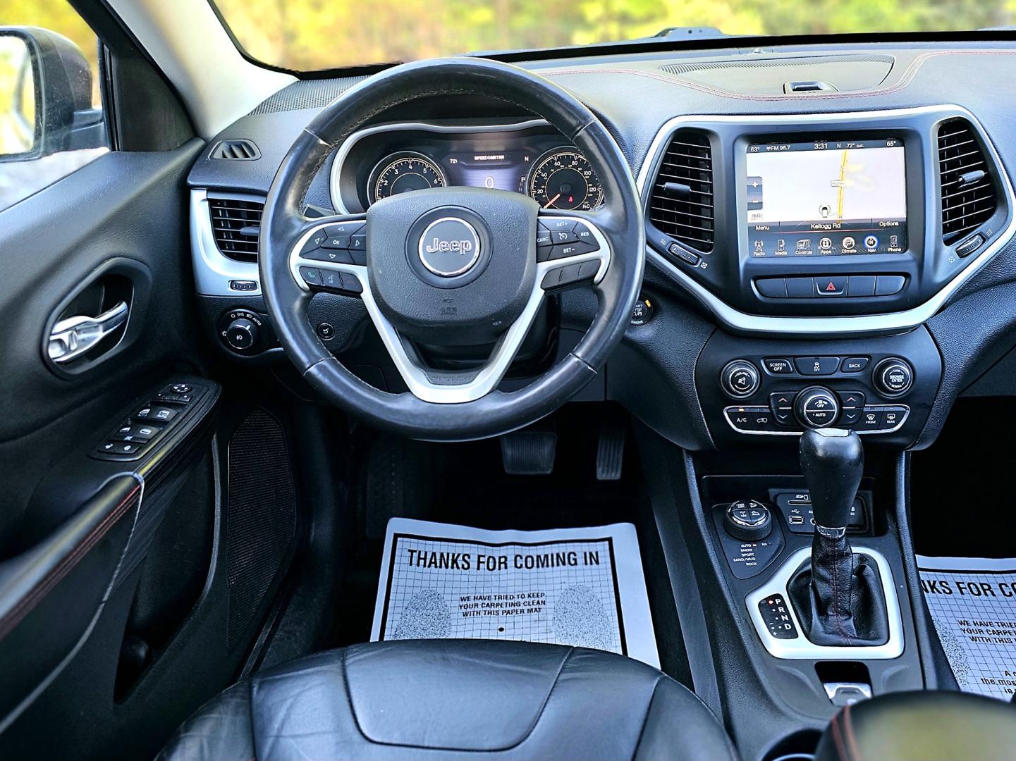 2014 Red Jeep Cherokee Trailhawk 4WD (1C4PJMBS2EW) with an 3.2L V6 DOHC 24V engine, 9-Speed Automatic transmission, located at 18001 Kellogg Rd, Saucier, MS, 39574, (228) 832-1441, 39.421459, -76.641457 - Photo#10